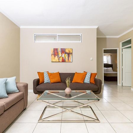 Choose To Be Happy At Brompton Estates - One And Two Bedroom With Pool Kingston Exterior photo