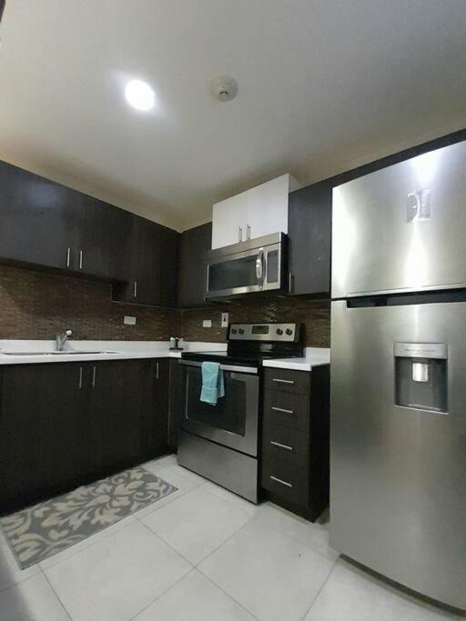 Choose To Be Happy At Brompton Estates - One And Two Bedroom With Pool Kingston Exterior photo