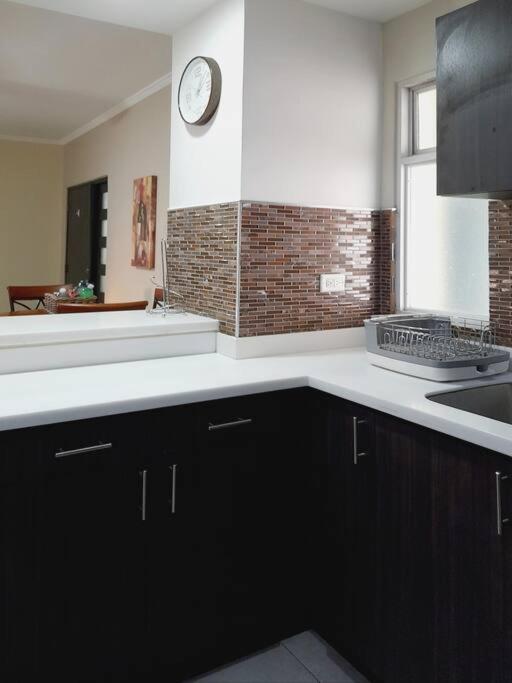 Choose To Be Happy At Brompton Estates - One And Two Bedroom With Pool Kingston Exterior photo