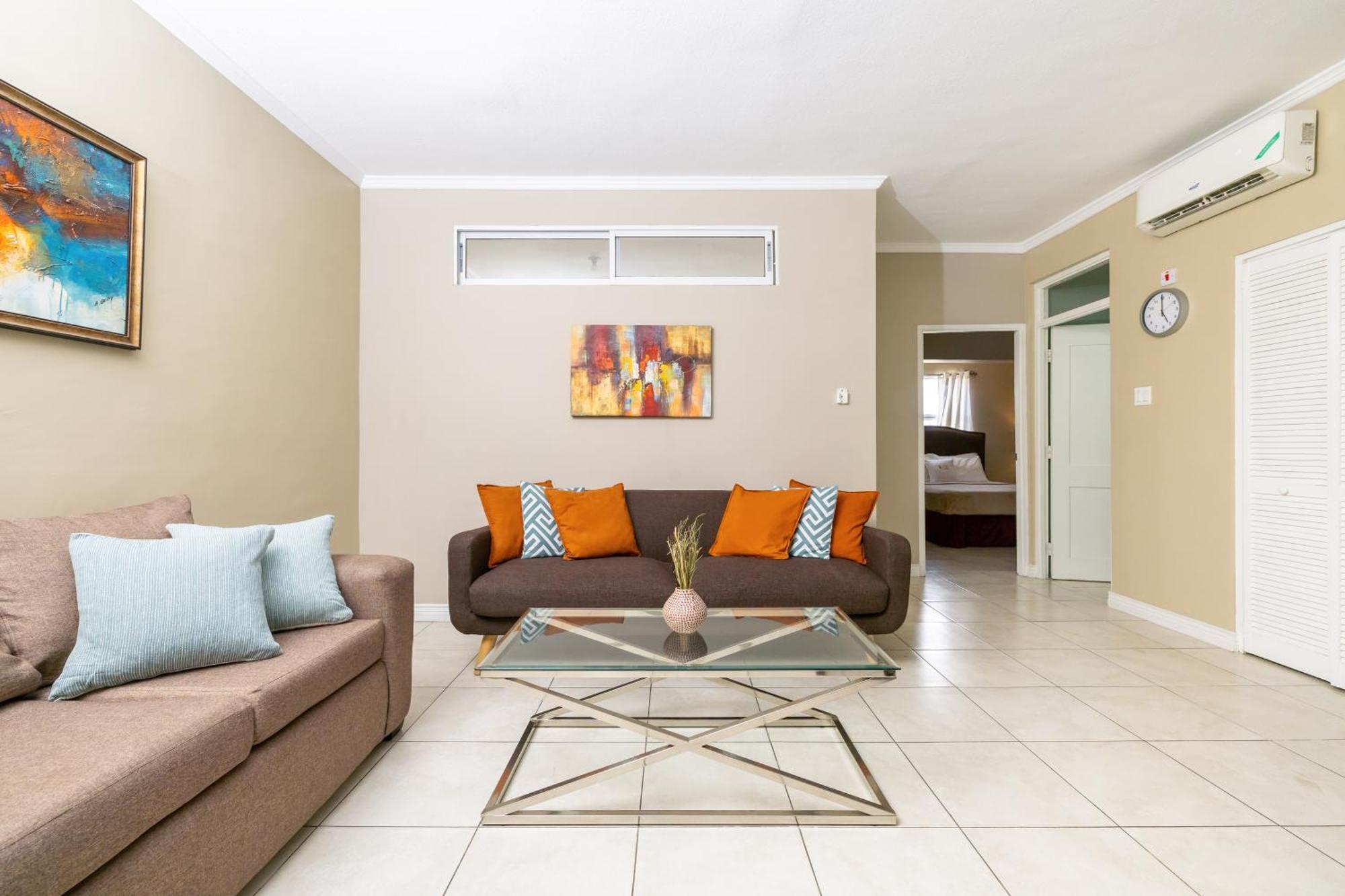 Choose To Be Happy At Brompton Estates - One And Two Bedroom With Pool Kingston Exterior photo
